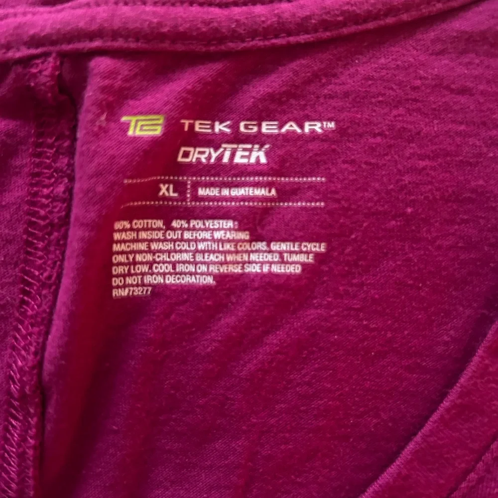 Tek Gear workout shirt - Picture 3 of 3